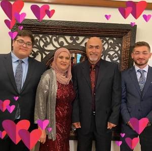 Meet your Posher, Manal